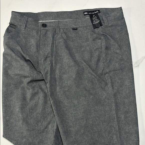 Men's Gray Shorts - Picture 3 of 4